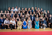 Foto aller Diplomandinnen und Diplomanden des Studienjahrgangs H20